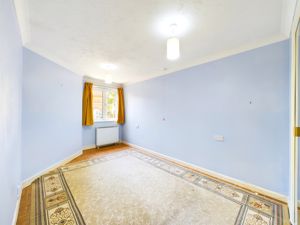 DOUBLE BEDROOM- click for photo gallery